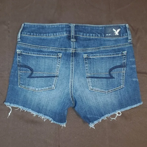 AE Shortie Shorts - Picture 2 of 8